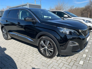 Peugeot 5008 foto 2