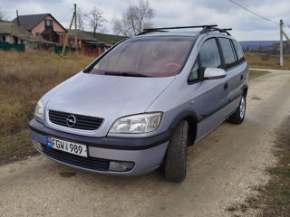 Opel Zafira foto 5