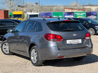 Chevrolet Cruze фото 4