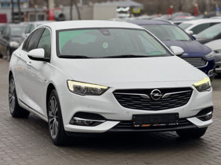 Opel Insignia foto 4