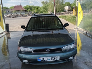 Subaru Legacy foto 4