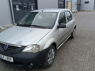 Dacia Logan foto 2