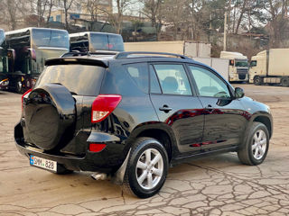 Toyota Rav 4 foto 5