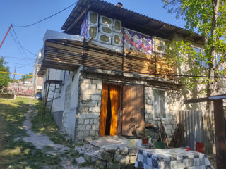 Vînd casă în ialoveni
