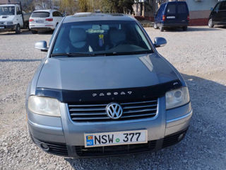 Volkswagen Passat foto 2