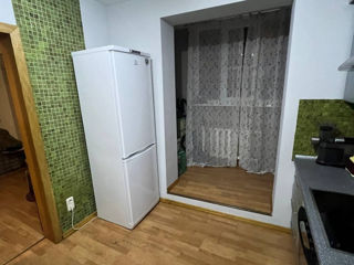 Apartament cu 4 camere, 102 m², Botanica, Chișinău foto 5