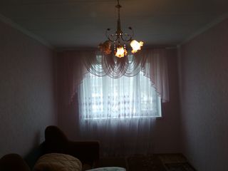 Vind apartament cu o camera in Floresti! foto 3
