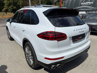 Porsche Cayenne foto 4