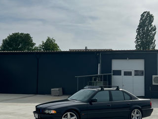 BMW 7 Series foto 1