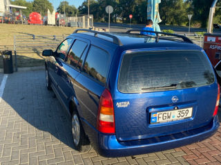 Opel Astra foto 2