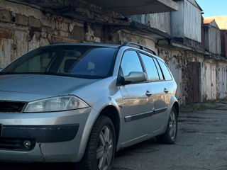 Renault Megane foto 2