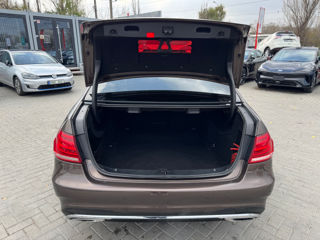 Mercedes E-Class foto 18