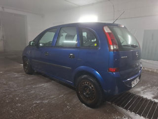 Opel Meriva foto 2