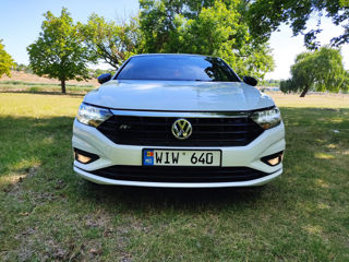 Volkswagen Jetta foto 7