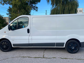 Opel Vivaro 2.0D Lung foto 3