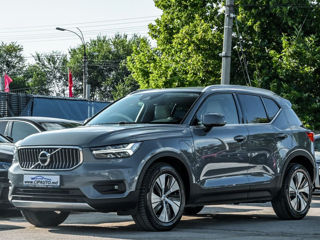 Volvo XC40 foto 1