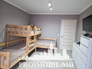 Apartament cu 2 camere, 70 m², Durlești, Chișinău foto 6