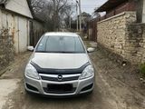 Opel Astra foto 1