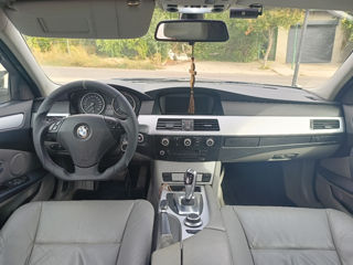 BMW 5 Series foto 8