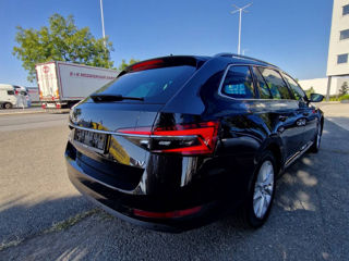 Skoda Superb foto 5