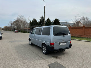 Volkswagen Caravelle