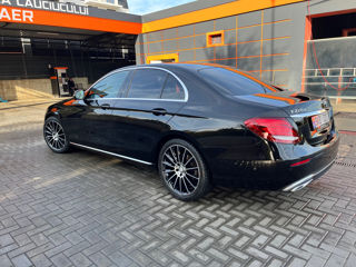 Mercedes E-Class foto 4