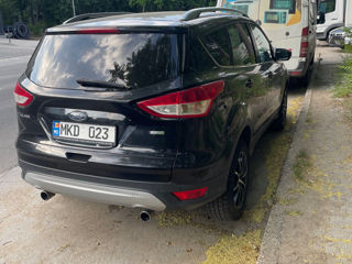 Ford Kuga foto 3