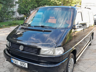 Volkswagen Caravelle foto 3