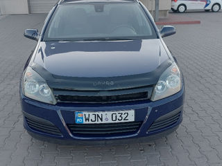 Opel Astra foto 2