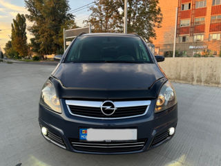 Opel Zafira foto 7