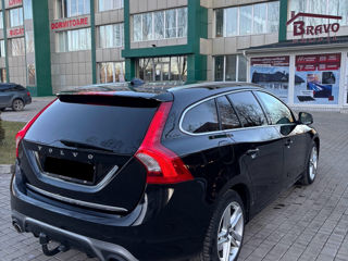 Volvo V60 foto 3