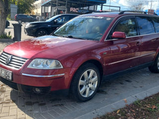 Volkswagen Passat foto 2