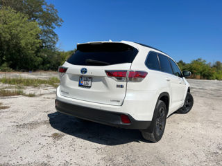 Toyota Highlander foto 10