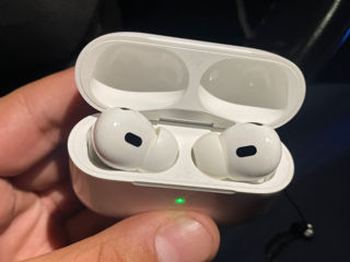 AirPods pro USB-C foto 2