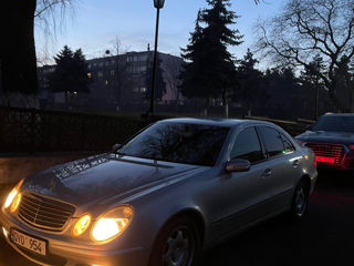 Mercedes E-Class foto 3