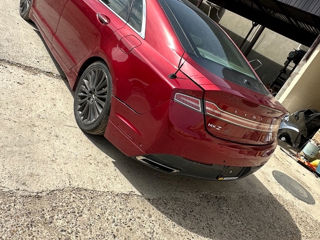 В Разборе Lincoln MKZ  по  запчастям (2012—2016) foto 2