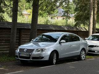 Volkswagen Passat foto 2