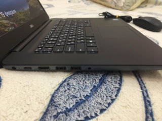 Dell Vostro 5581 foto 2