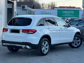 Mercedes GLC foto 4