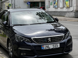 Peugeot 308 foto 2