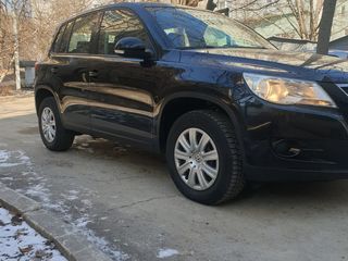 Volkswagen Tiguan foto 7