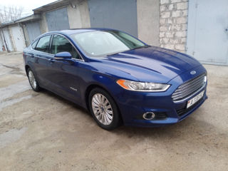 Ford Fusion foto 10