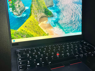 ThinkPad X1 Carbon Gen 8 4k foto 1