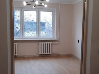 Apartament cu 3 camere, 81 m², Centru, Chișinău foto 2