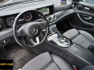 Mercedes E-Class foto 8