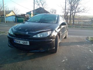 Peugeot 206 foto 1