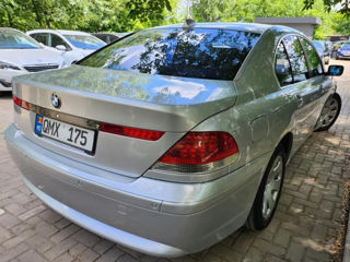 BMW 7 Series foto 2