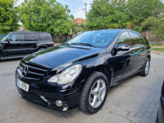 Mercedes R-Class