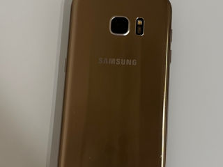 Samsung Galaxy S7 Edge la pise