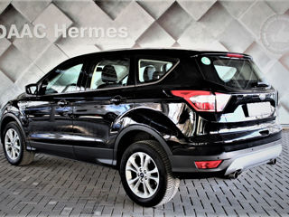 Ford Kuga foto 3